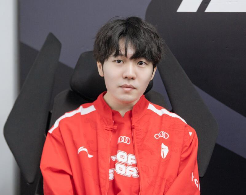  日本裕仁天皇投降诏书原文 -开云官网APP